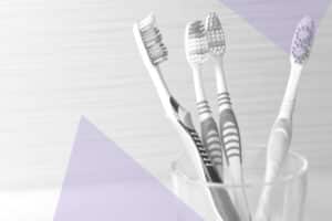 toothbrushes portraying Dentist Payroll Solutions Specialists